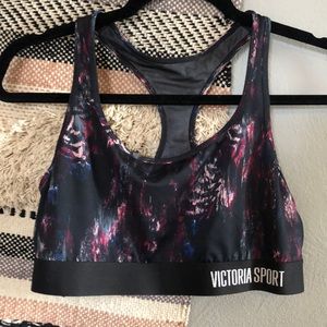 NEVER WORN Victoria’s Secret Sport sports bra XL